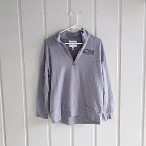 M Victoria's Sport 1/4 Zip Pullover